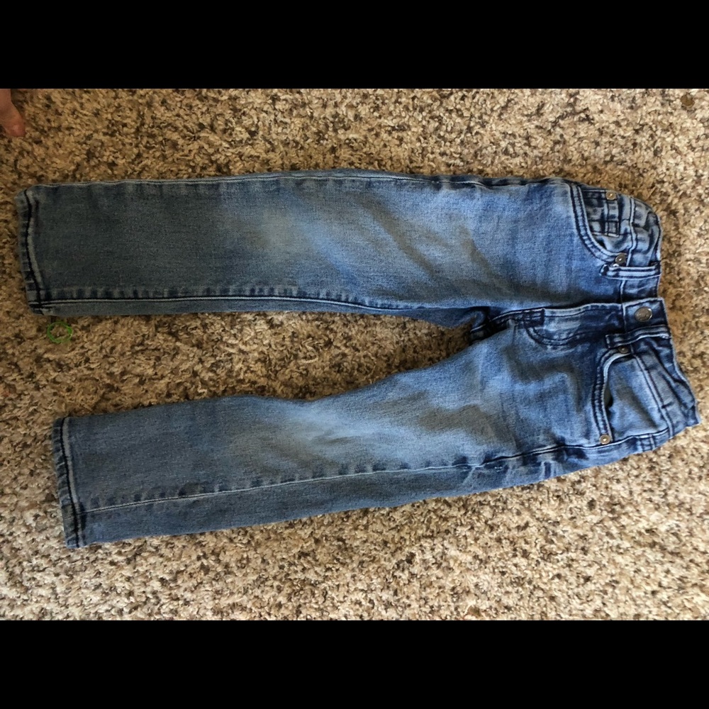 Seven7 toddler boy jeans.